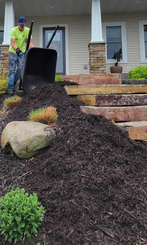 Mulch Installation Mondovi WI